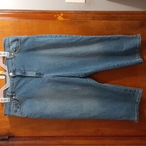 Gloria Vanderbilt Women's Short Crop Jeans